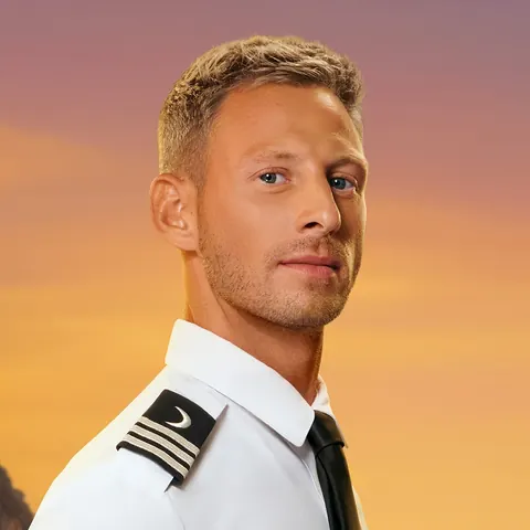 Fraser Olender